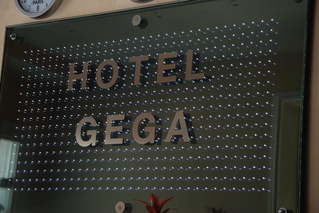 Hotel Gega Berat Exterior photo