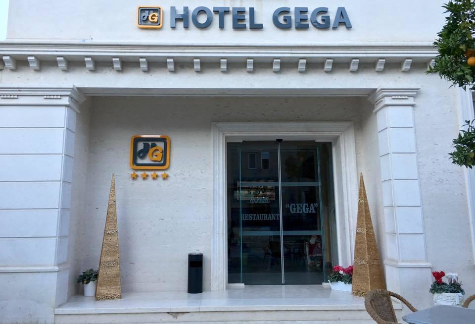 Hotel Gega Berat Exterior photo